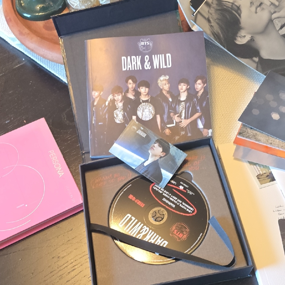 BTS Dark & Wild Album with Photocard